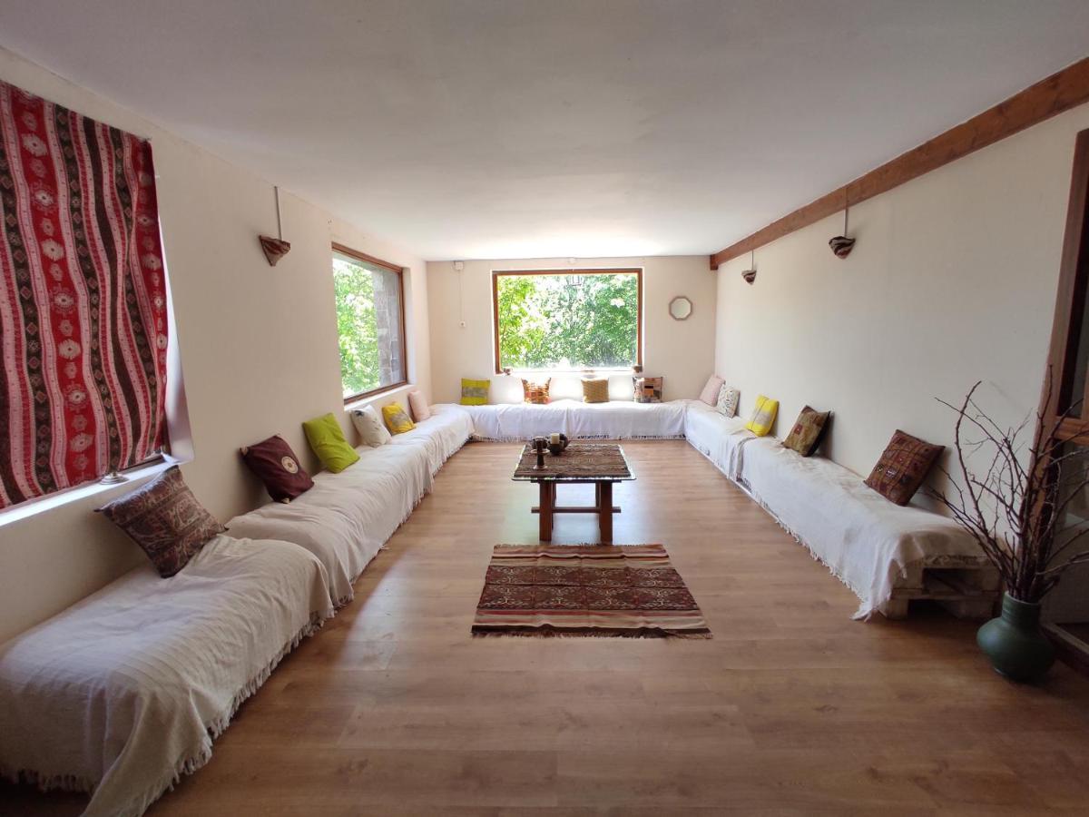 Centro Jardin Mandala Guest House Valberzoso Екстериор снимка
